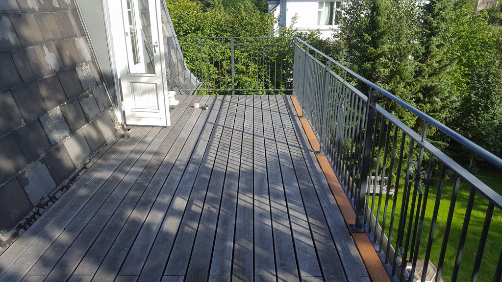 Balkon rækværk model BK-63 fra Smith & Co.