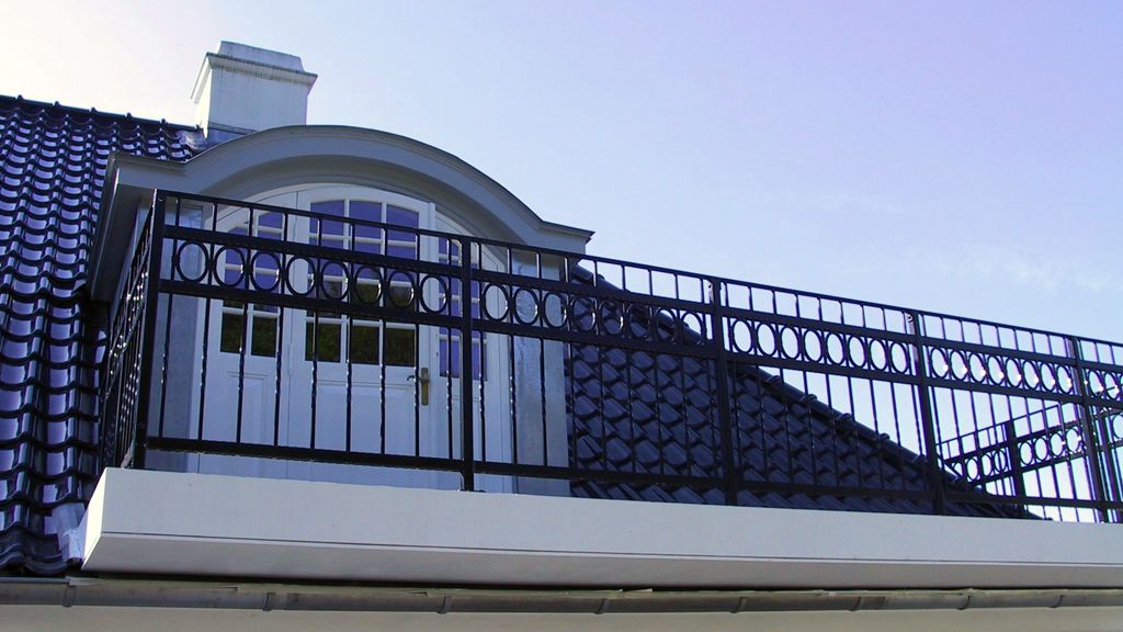 Balkon rækværk model BK-3 fra Smith & Co.