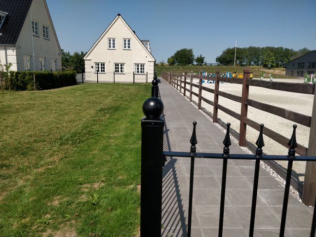havehegn i smedejern model HE-40, smedejernshegn, jernhegn, gitterhegn