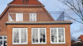 Balkon rækværk model BK-60 fra Smith & Co.