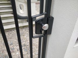 Elektriske låse fra Smith & Co