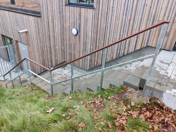 smedejerns håndliste model HL-1, gelænder til væg elller på stolper