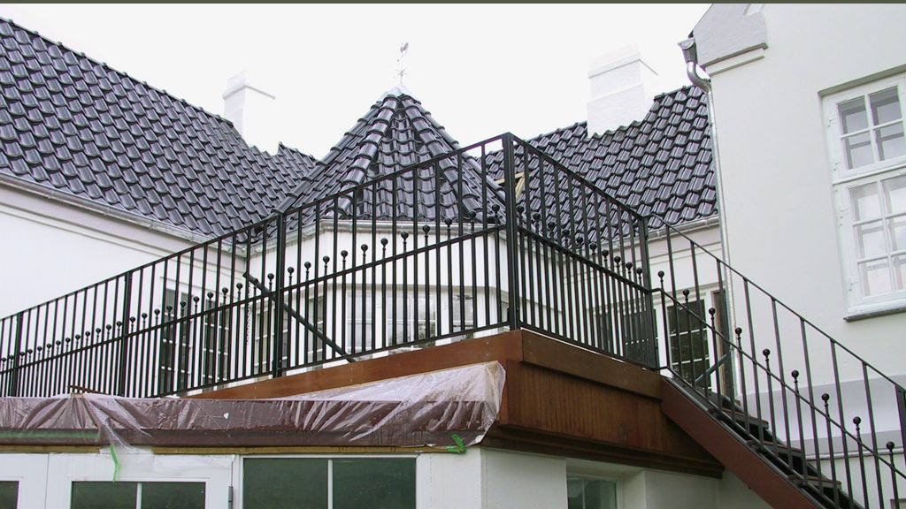 Balkon rækværk model BK-16 fra Smith & Co.
