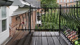 Balkon rækværk model BK-72 fra Smith & Co.