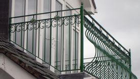 Balkon rækværk model BK-22 fra Smith & Co.