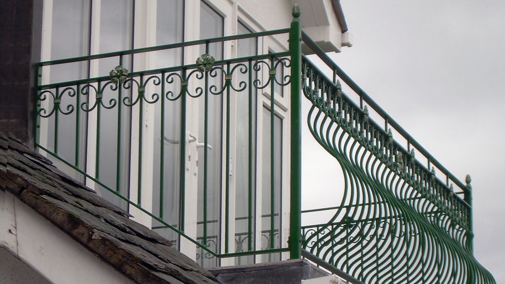 Balkon rækværk model BK-22 fra Smith & Co.