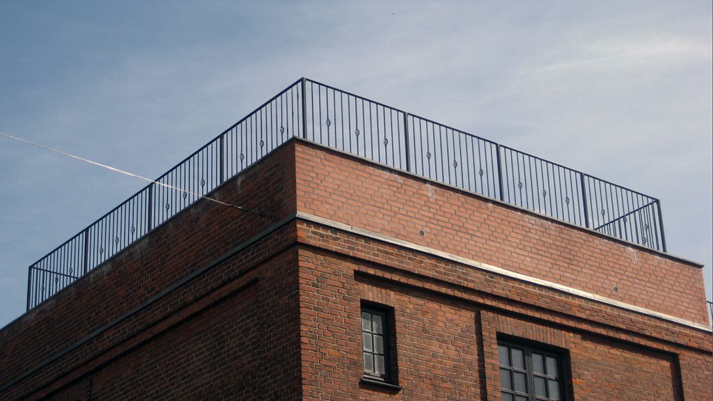 Balkon rækværk model BK-55 fra Smith & Co.
